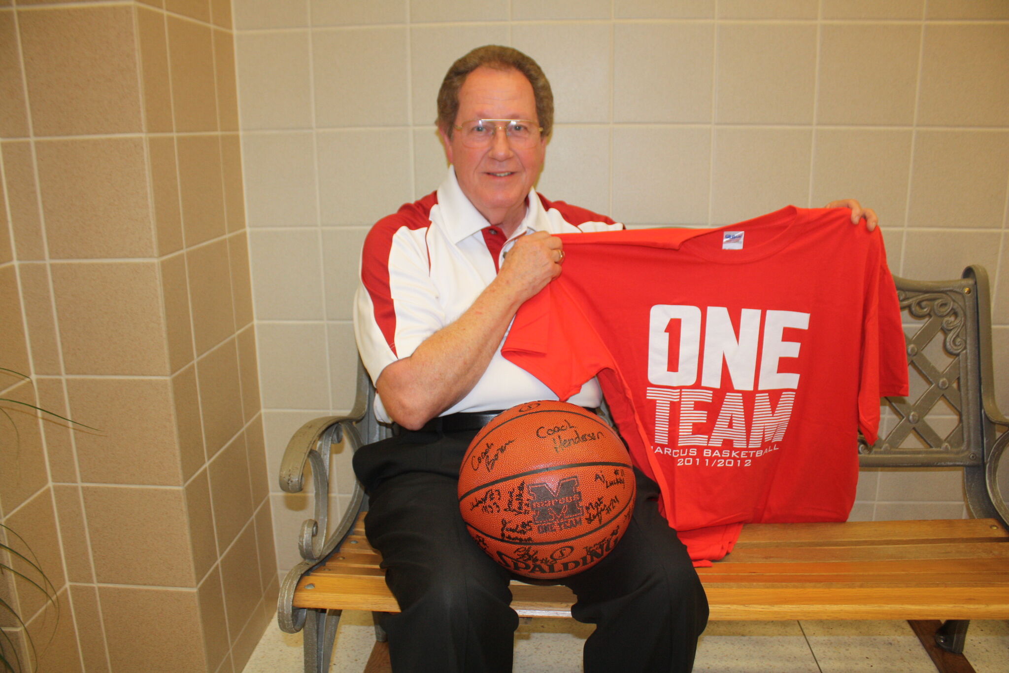 Man behind high school basketball tournament gets hall of fame honor