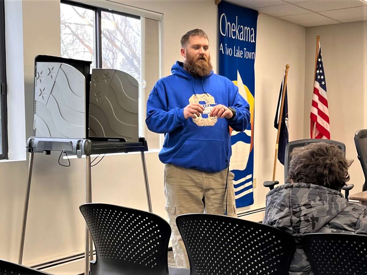 Onekama students learn about government at township hall