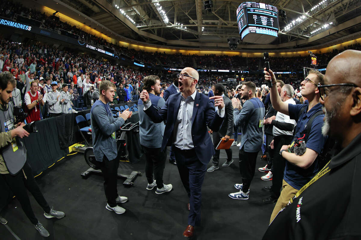 Inside the tormented psyche of UConn men's basketball coach Dan Hurley