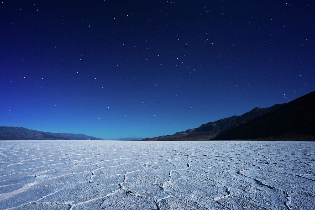 Woman missing in Death Valley was reportedly staring at stars