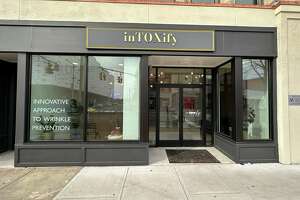 Intoxify Beauty Bar at Wall Street to celebrate grand opening