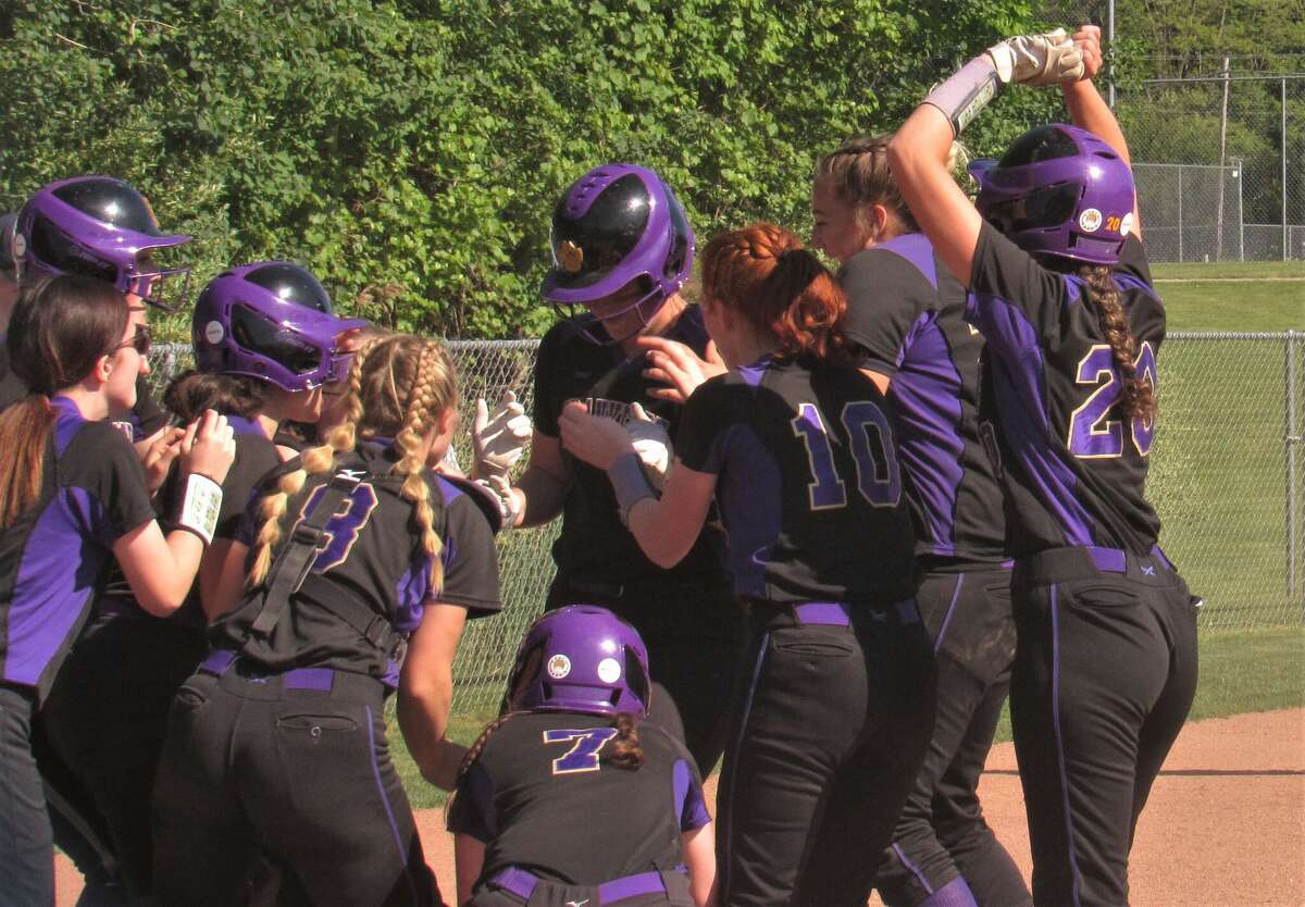 Frankfort softball restocked entering 2023 campaign