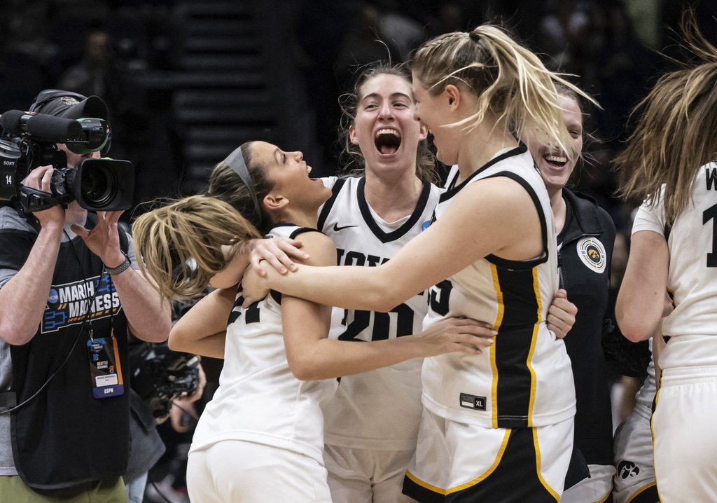 EHS grad Kate Martin living large at Final Four