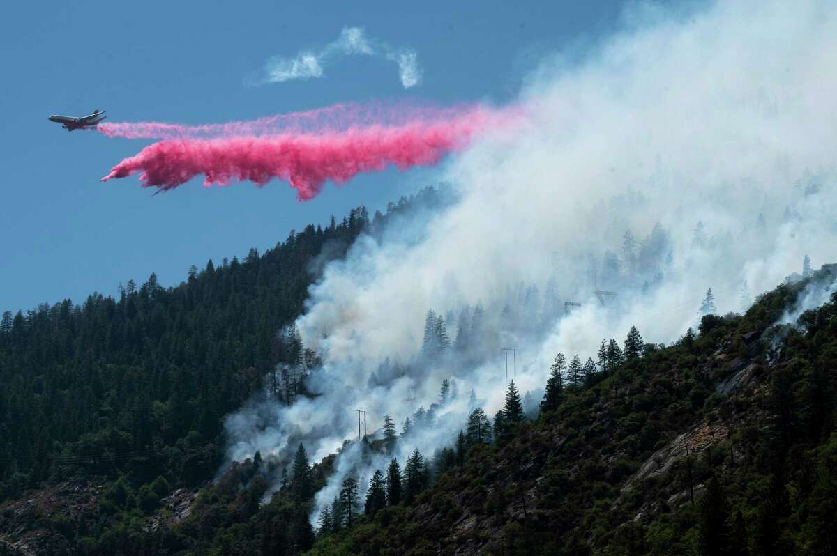 A federal lawsuit seeks to limit Forest Service use of fire retardant