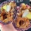 松脆的紫色水稻玉米煎饼从奢靡在圣何塞,塞满了一个炖鸡蛋,油炸甜甜圈,腌萝卜等馅料。