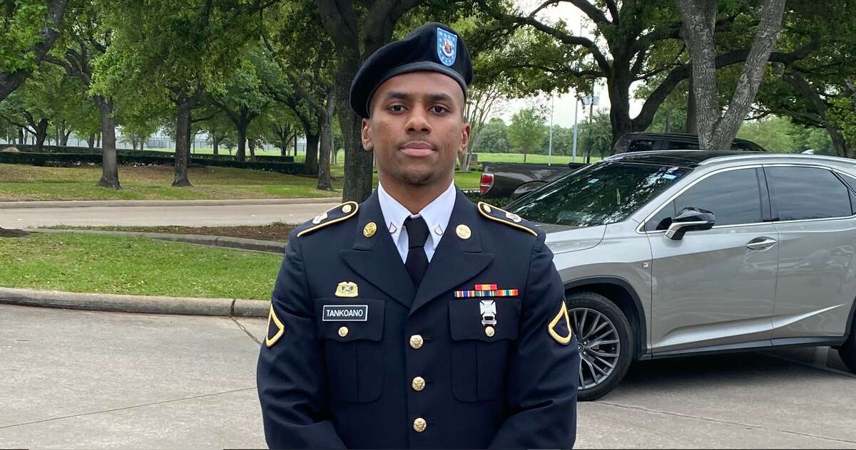 Once labeled stateless,  Houston soldier sworn in as citizen