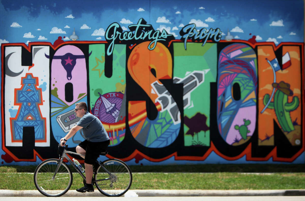 Houston: Mural Tour by Electric Cart