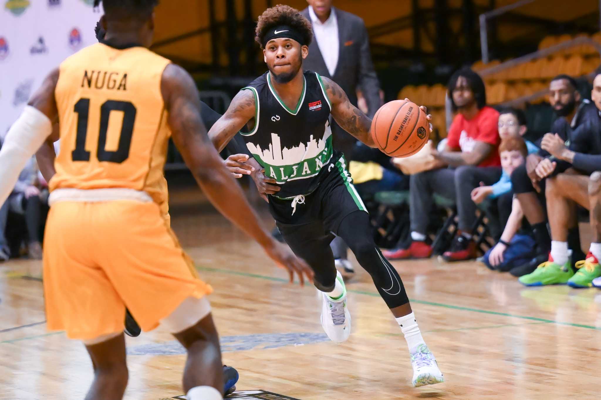 Patroons win in blowout to set up Saturday showdown