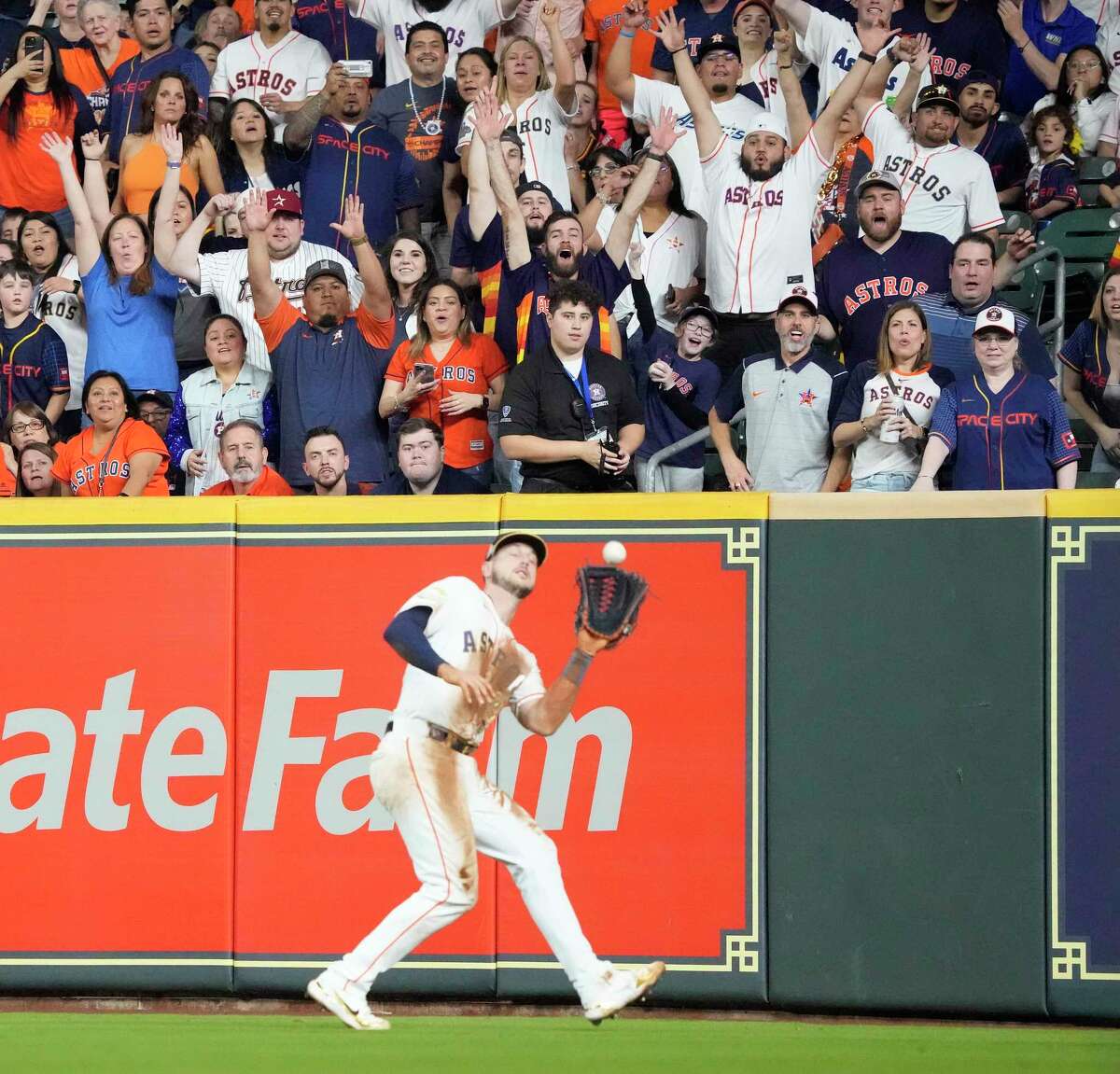 Yordan Alvarez's 442-ft. home run, 09/27/2023