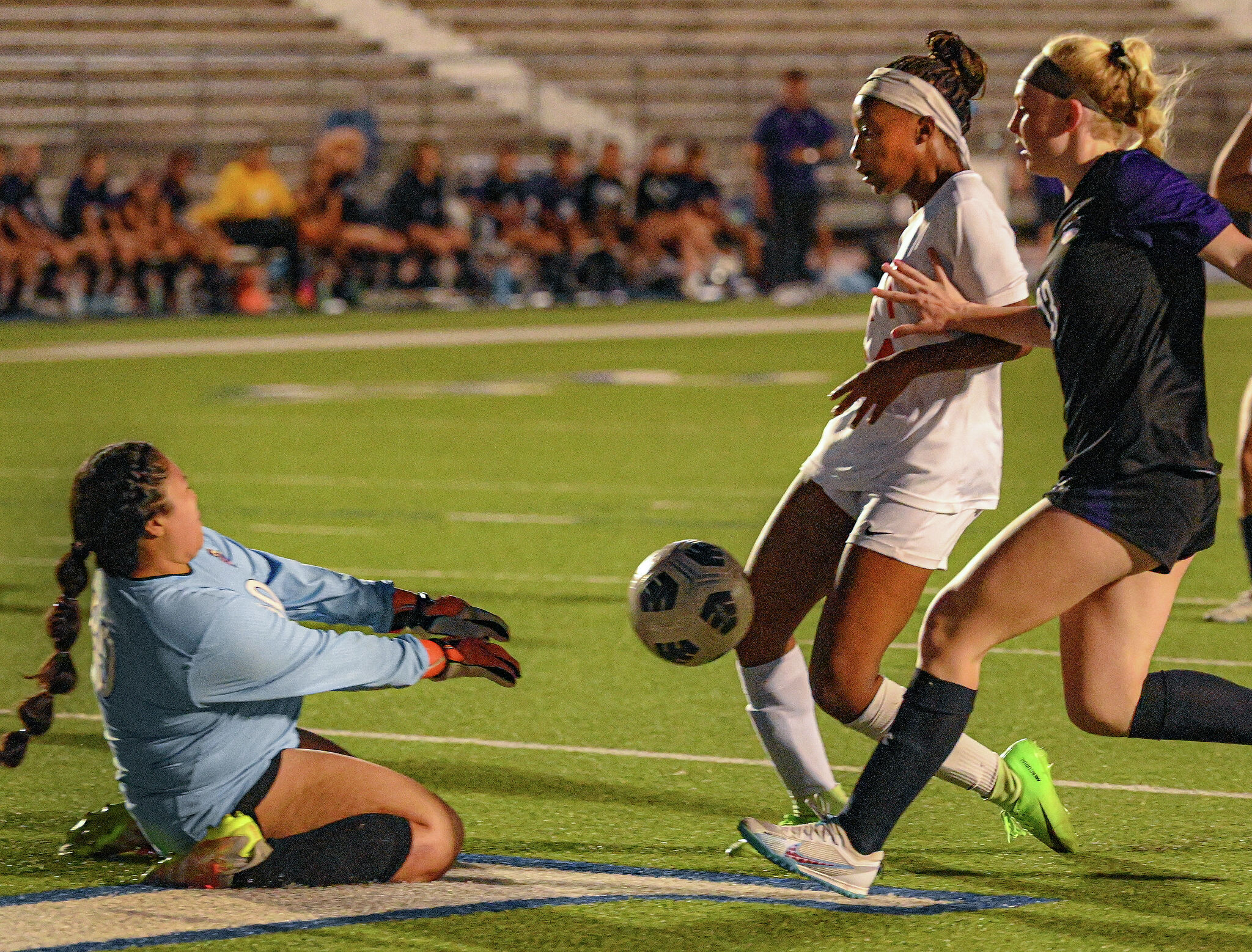 Secondhalf surge lifts Taft over Warren in 6A girls soccer quarters