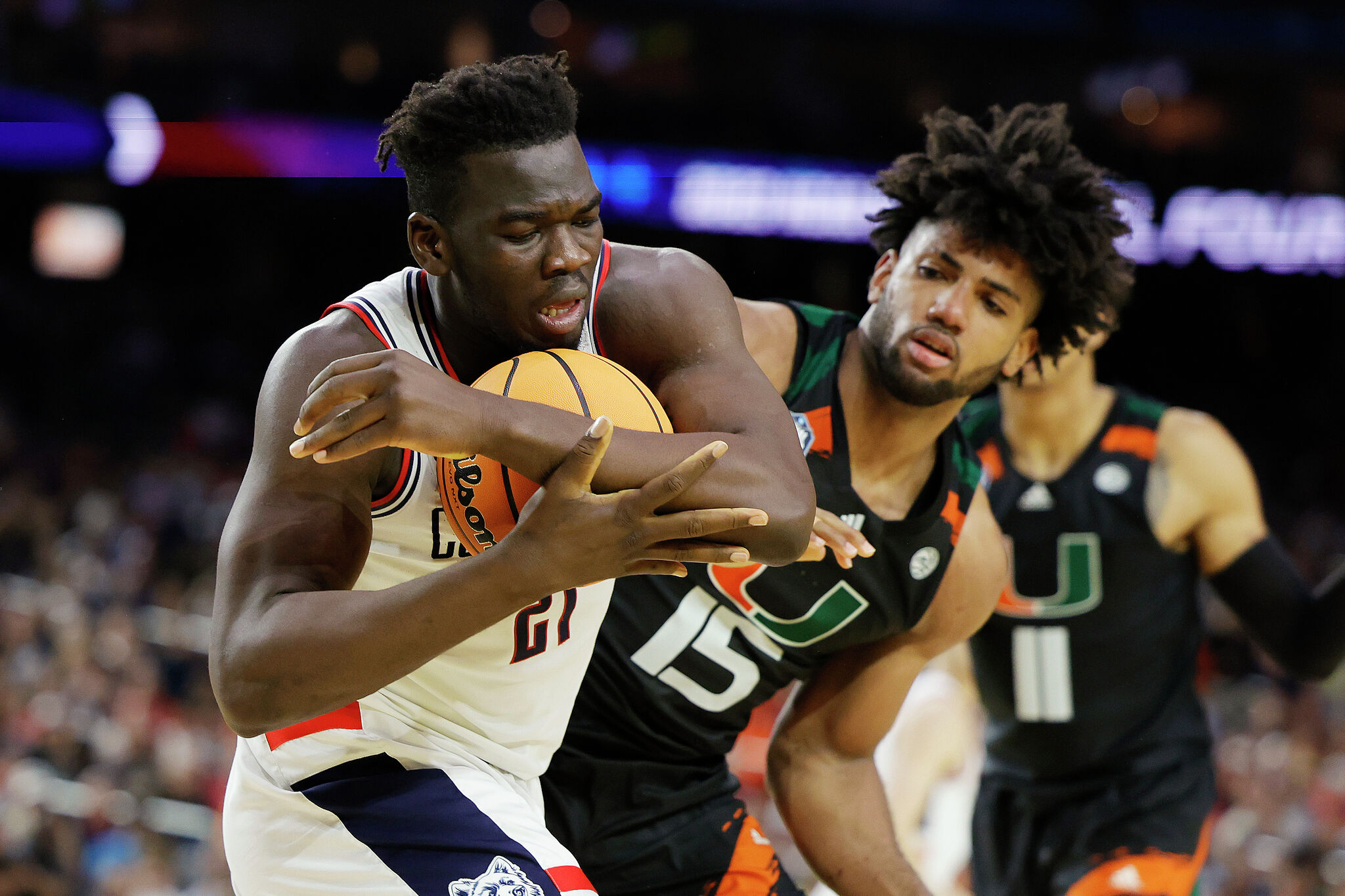 Adama Sanogo leads UConn men to National Championship game