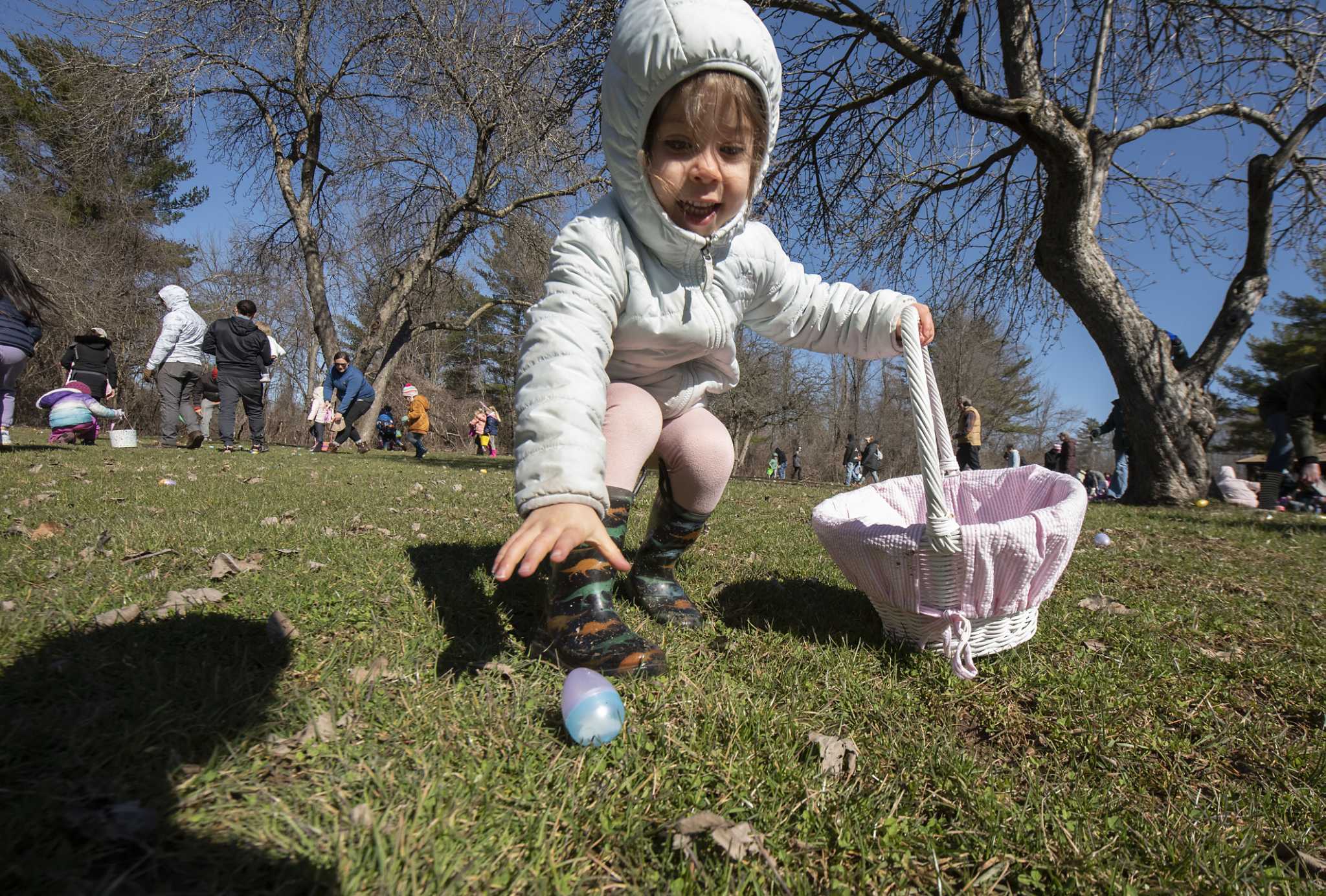 Bethlehem's Eggstravaganza at Elm Avenue Park