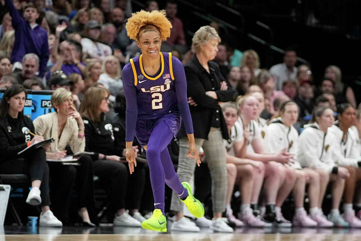 LSU's 59 firsthalf points vs. Iowa set NCAA women's title game record