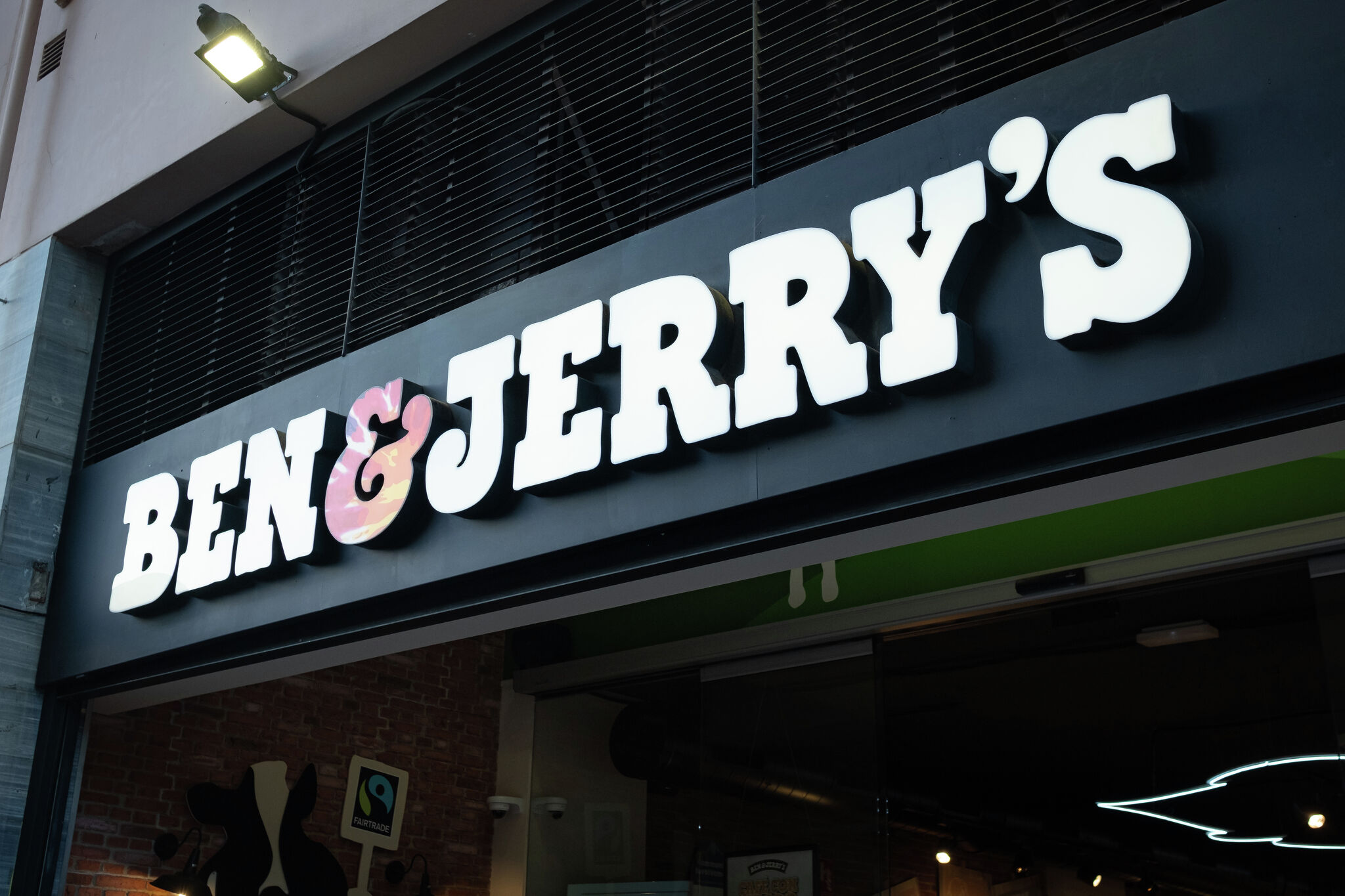Ben \u0026 Jerry\u0026#39;s \u0026#39;Free Cone Day\u0026#39; comes to downtown San Antonio