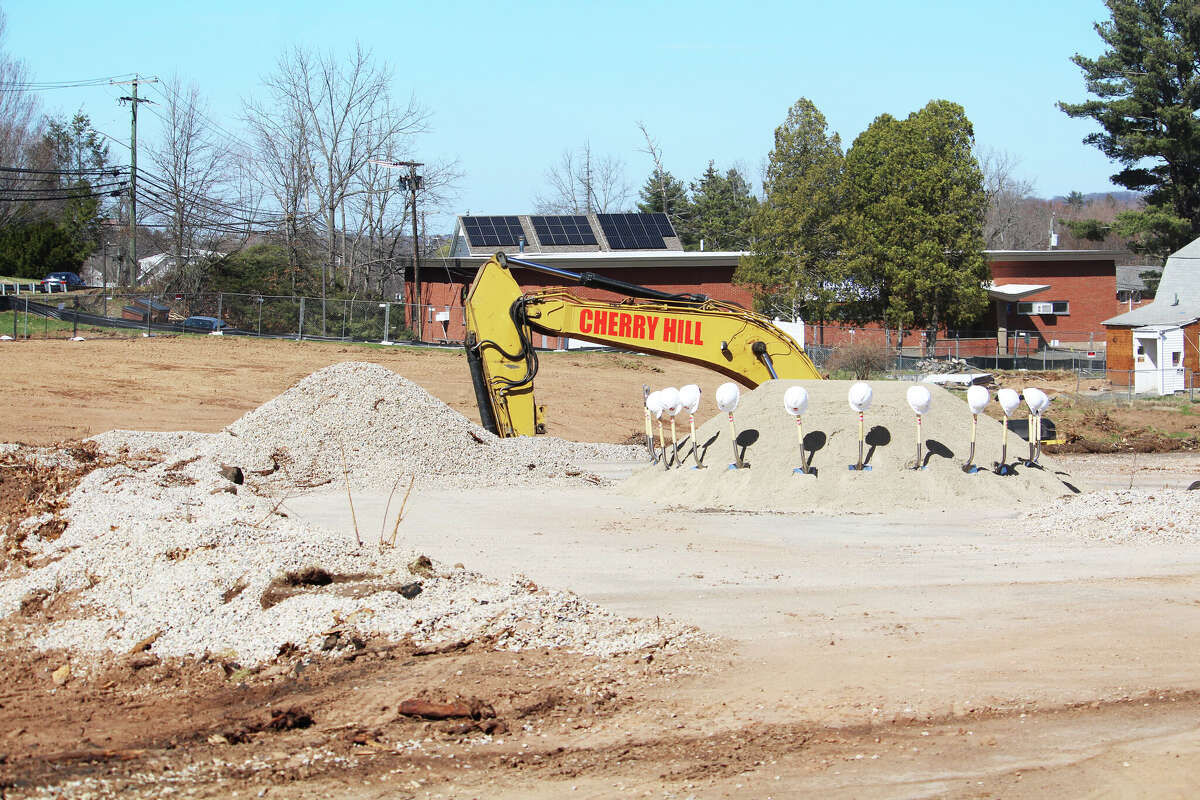 Big Y breaks ground in Middletown 'Get those registers ringing'