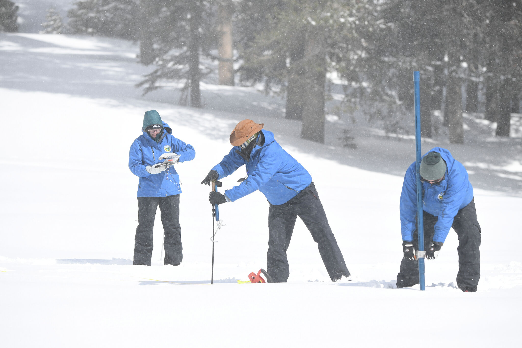 'Extraordinary moment' Sierra snowpack among largest on record