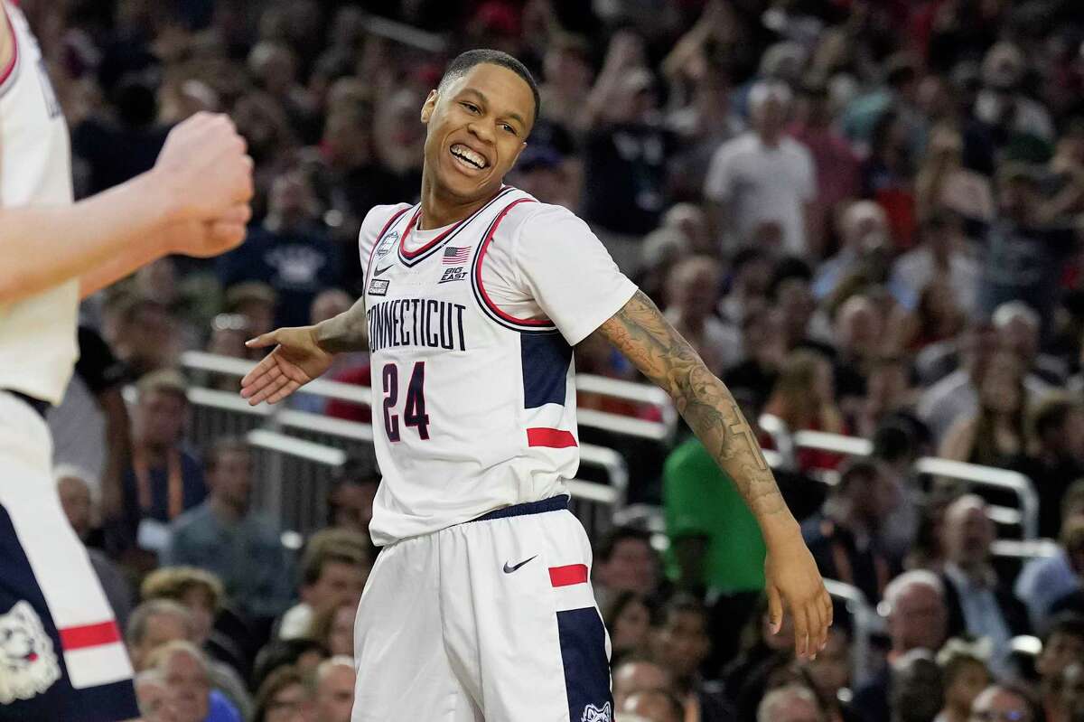 UConn's Jordan Hawkins goes from food poisoning to national champion