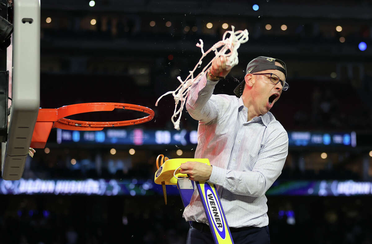 Connecticut vs. Butler: Sizing up the 2011 men's basketball national  championship game 