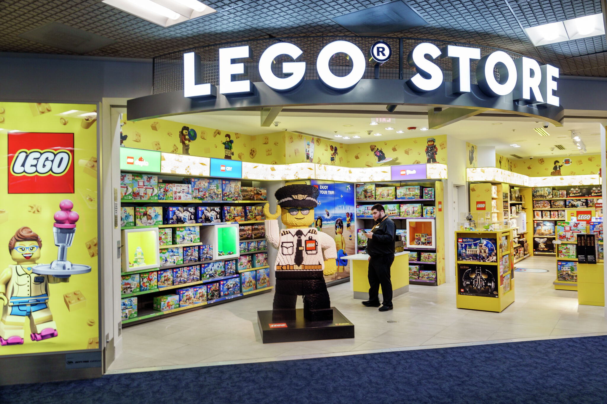 San Antonio LEGO Store is now open at Shops at La Cantera