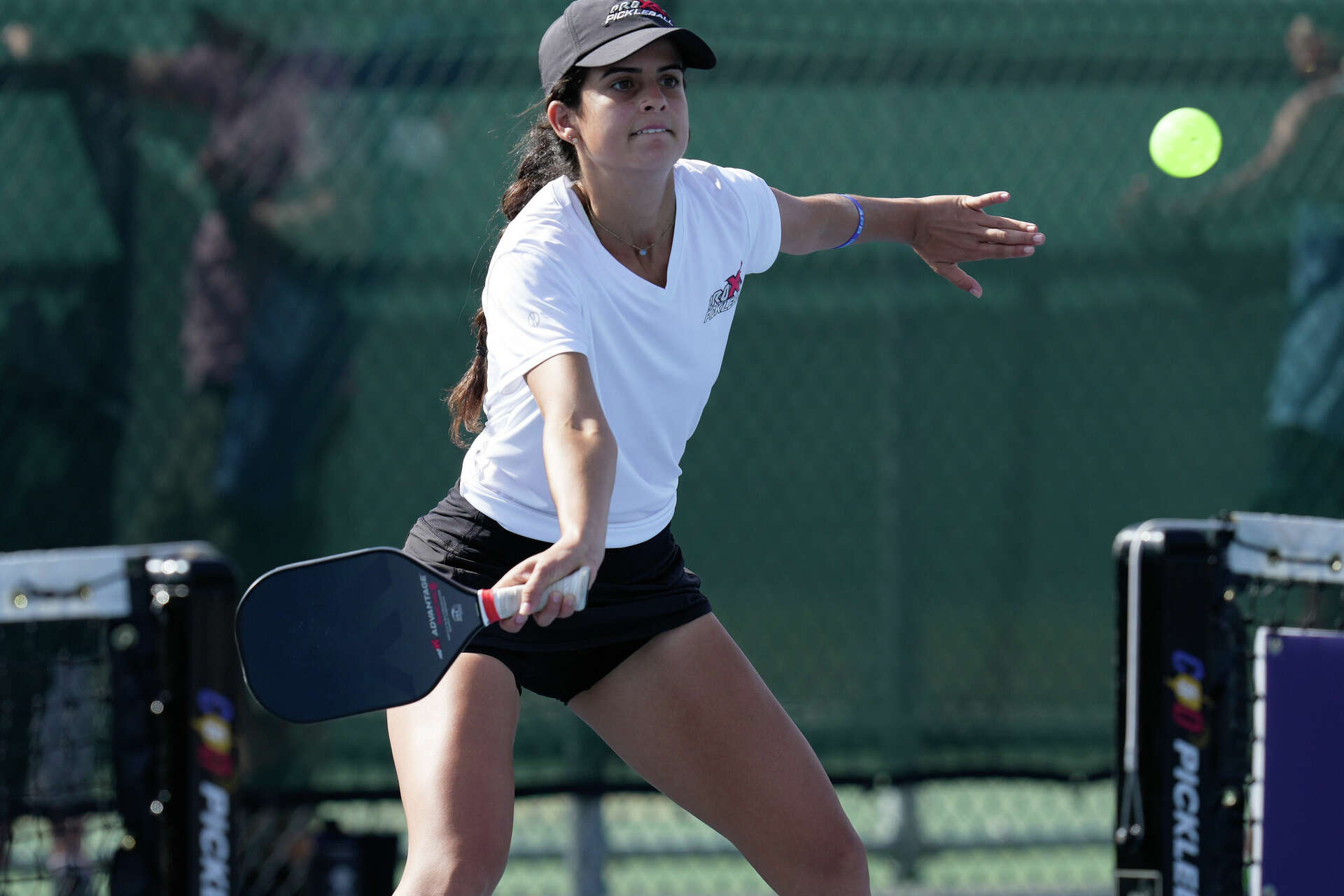 Houston pickleball courts Where to play, a pickleball bar and more