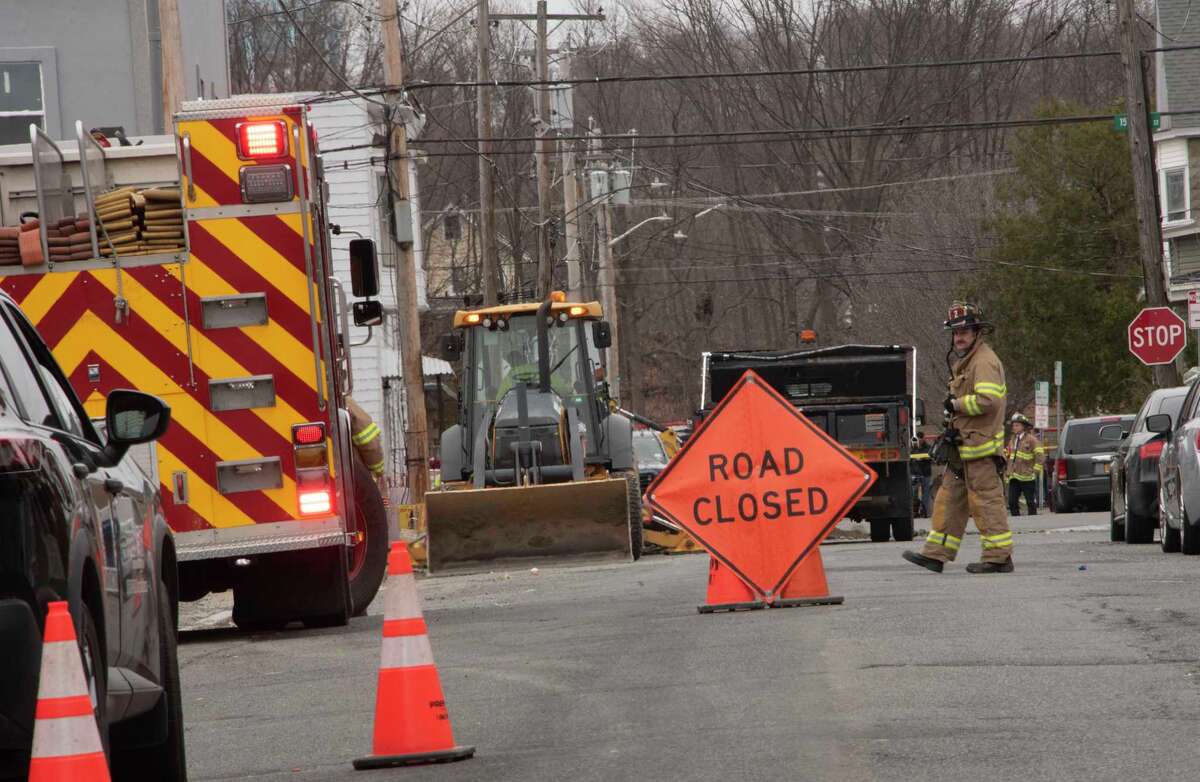 Gas leak forces evacuation in Troy