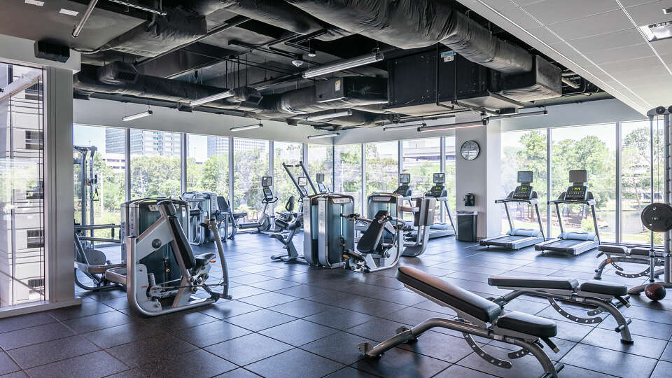 Fuller Realty acquired the West Memorial Place office campus from Skanska in 2022. One of two fully equipped gyms is pictured.