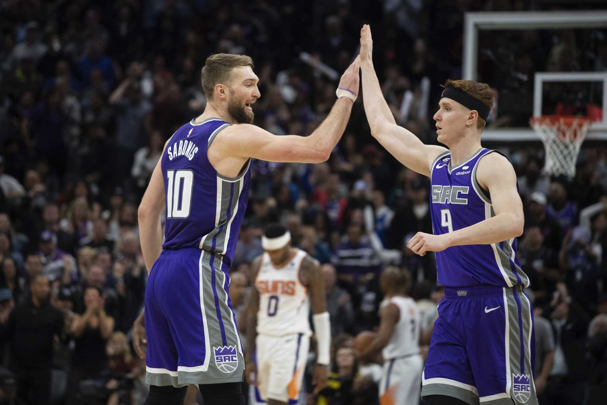 Sacramento Kings: De'Aaron Fox jumps in 'NBA 2K19' ratings