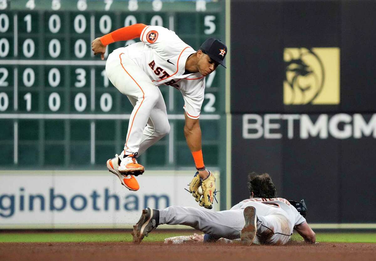 Houston Astros: Offense Erupts To Win Series Finale Vs. Tigers