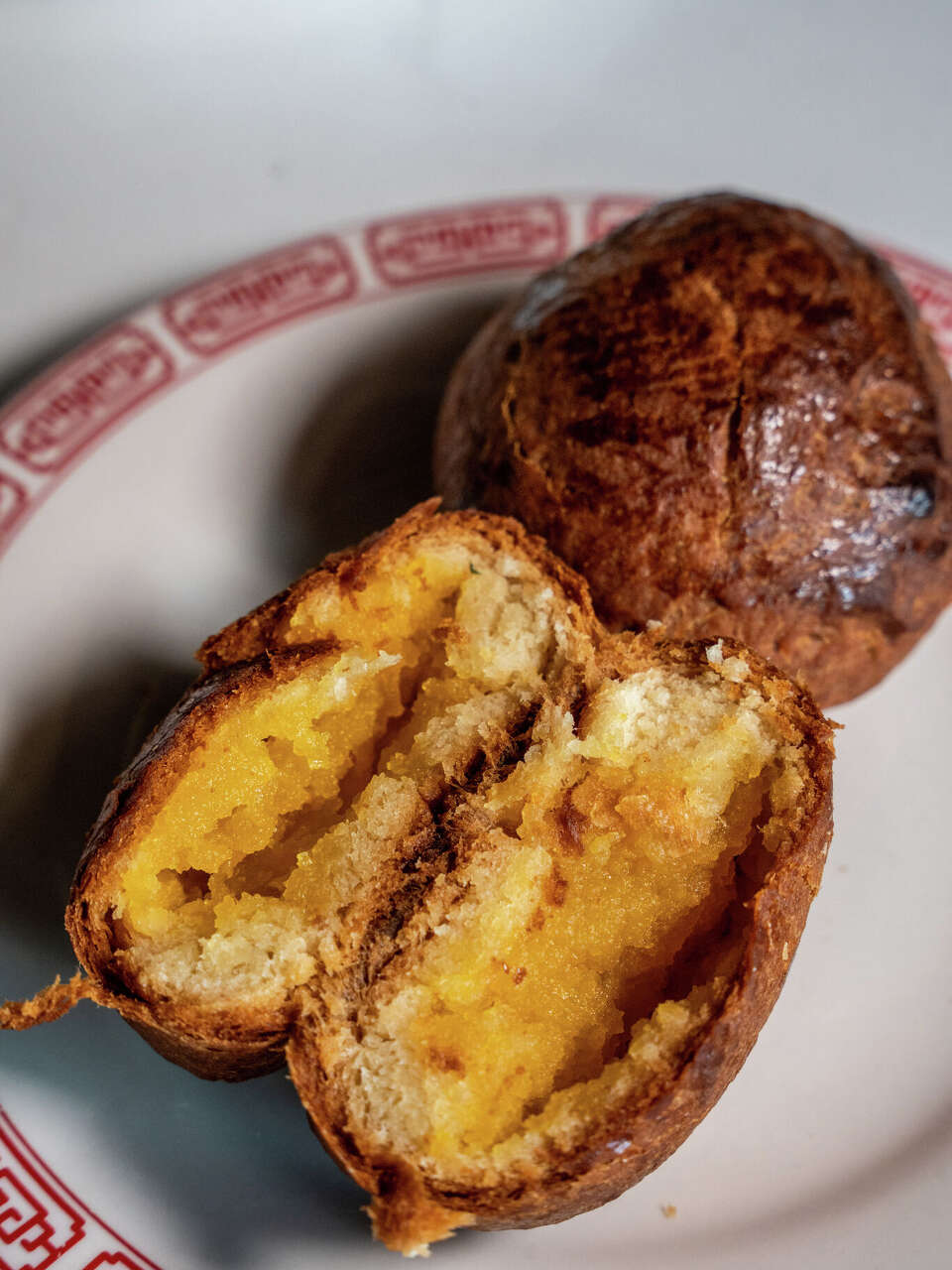 Bakery sells Vietnamese pastries in Houston Heights