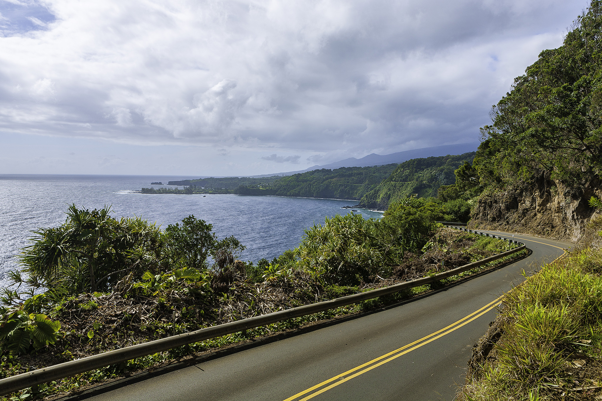Why You Shouldn t Drive The Road To Hana In Hawaii