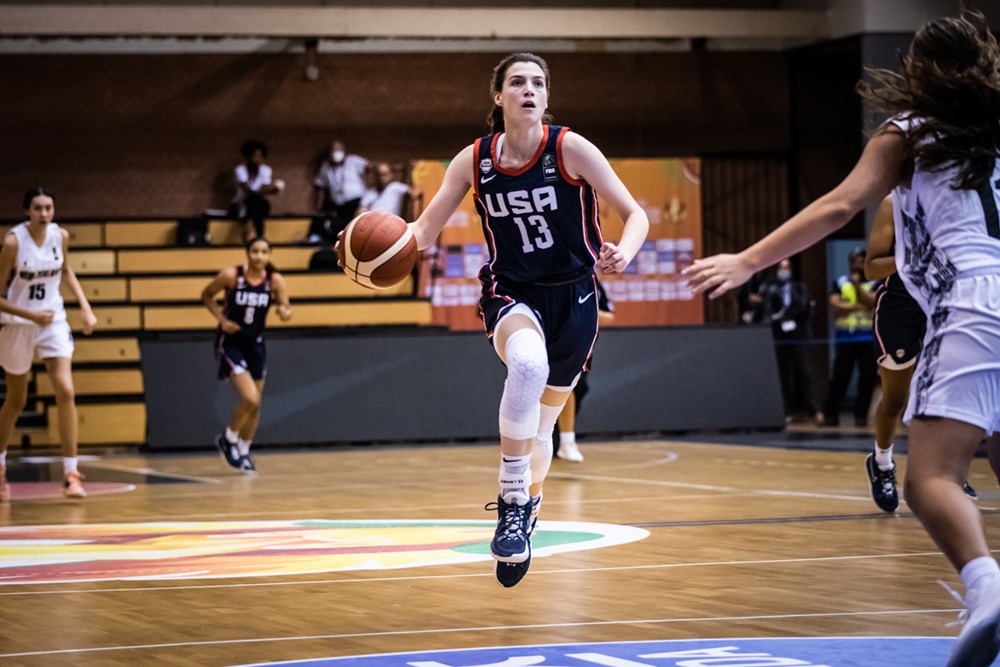 UConn commits Morgan Cheli, Allie Ziebell Naismith All-Americans