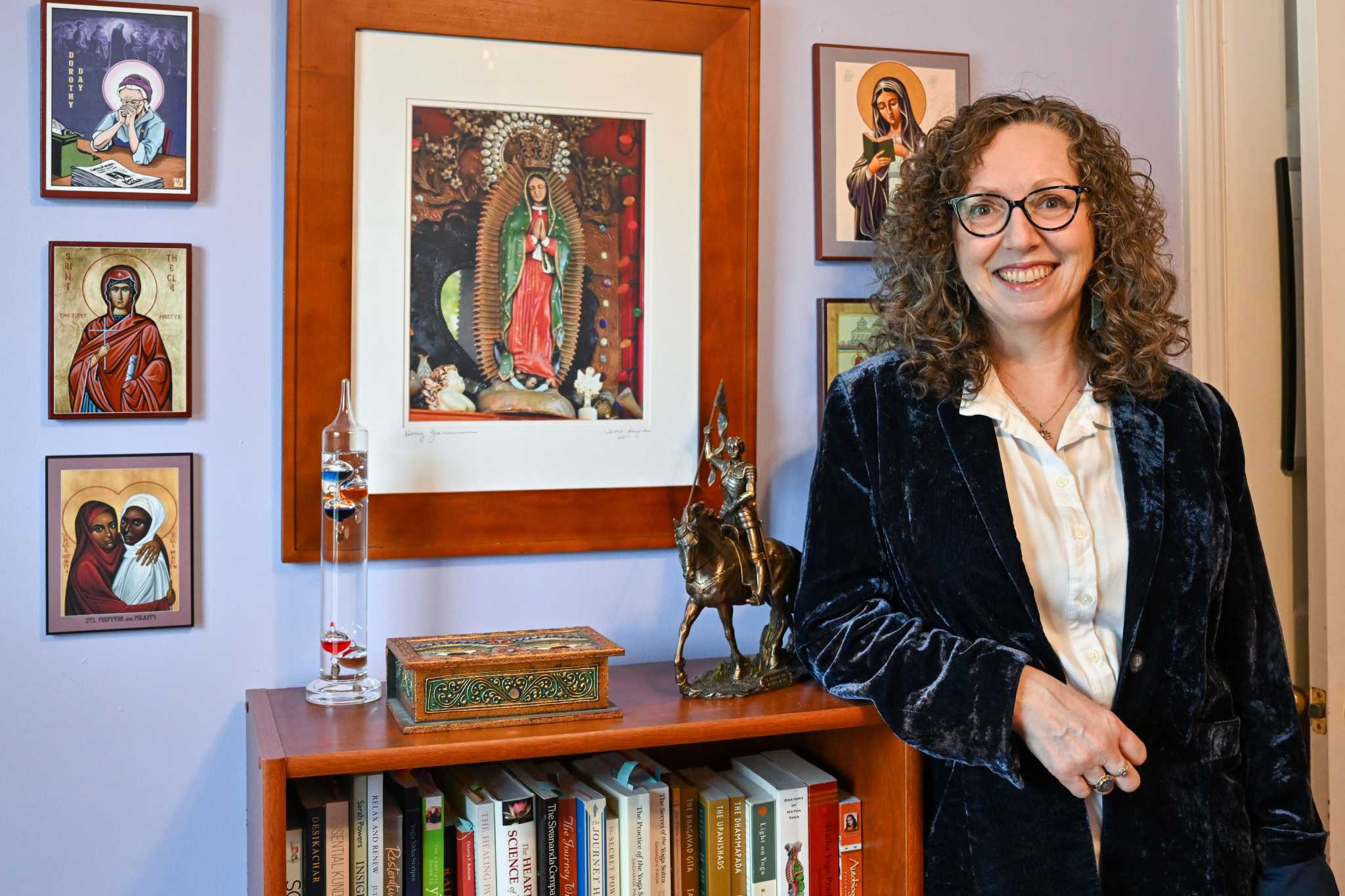 Holy Saturday helps bridge Lent to Easter for Catholics - Vimarsana News