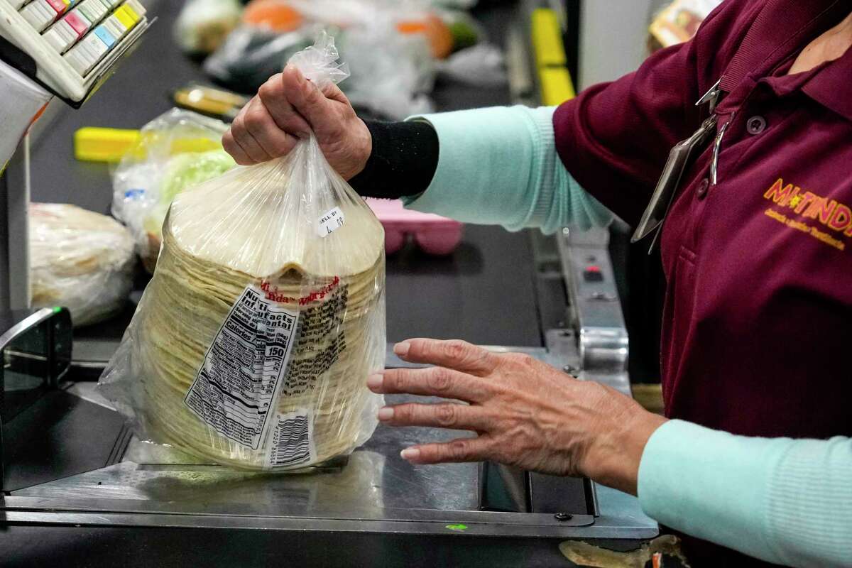 HEB Mi Tienda A tour of Houston Mexican grocery store chain