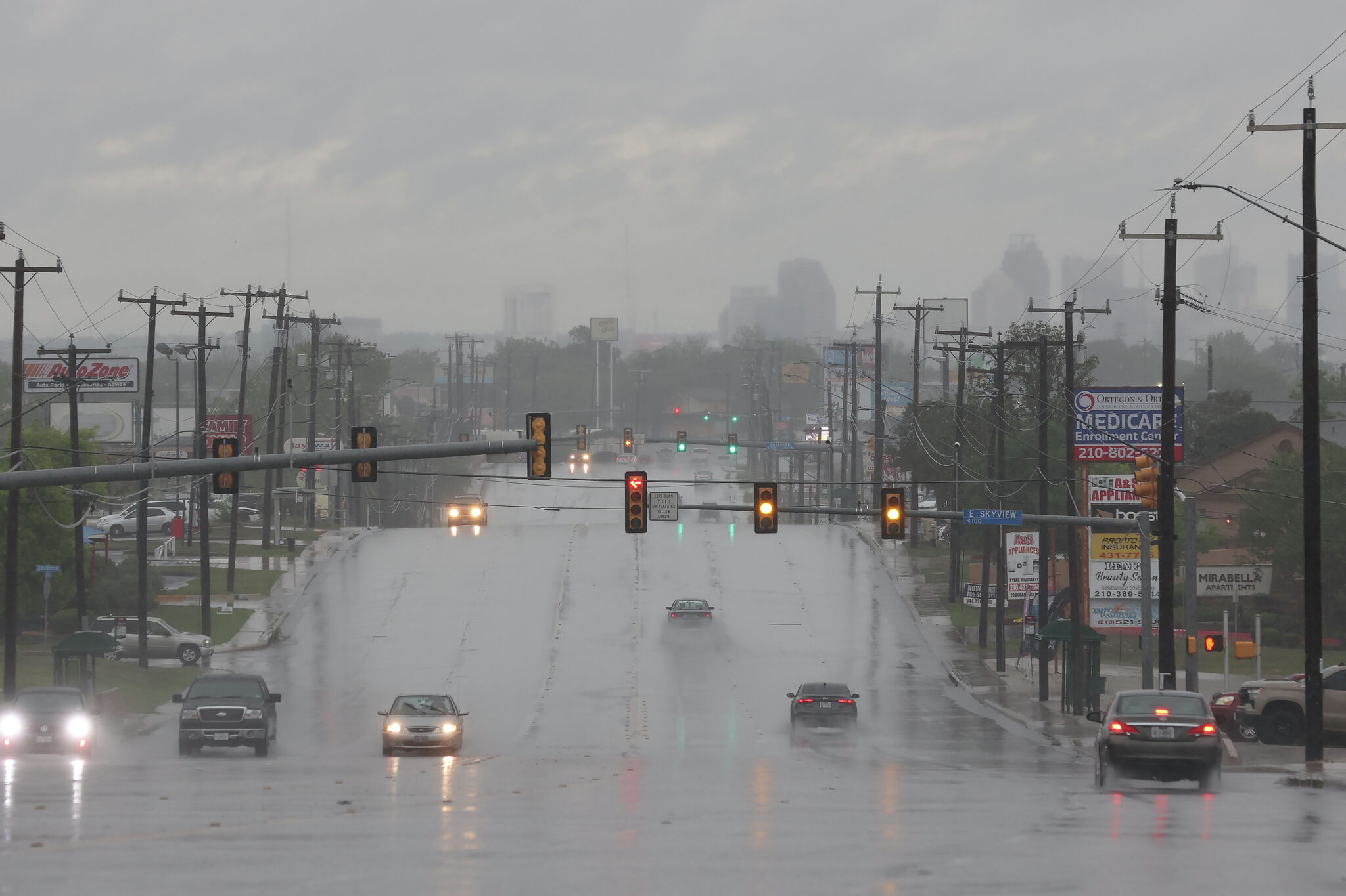 Fiesta's NIOSA will continue Friday despite possible hail, rain - Vimarsana News