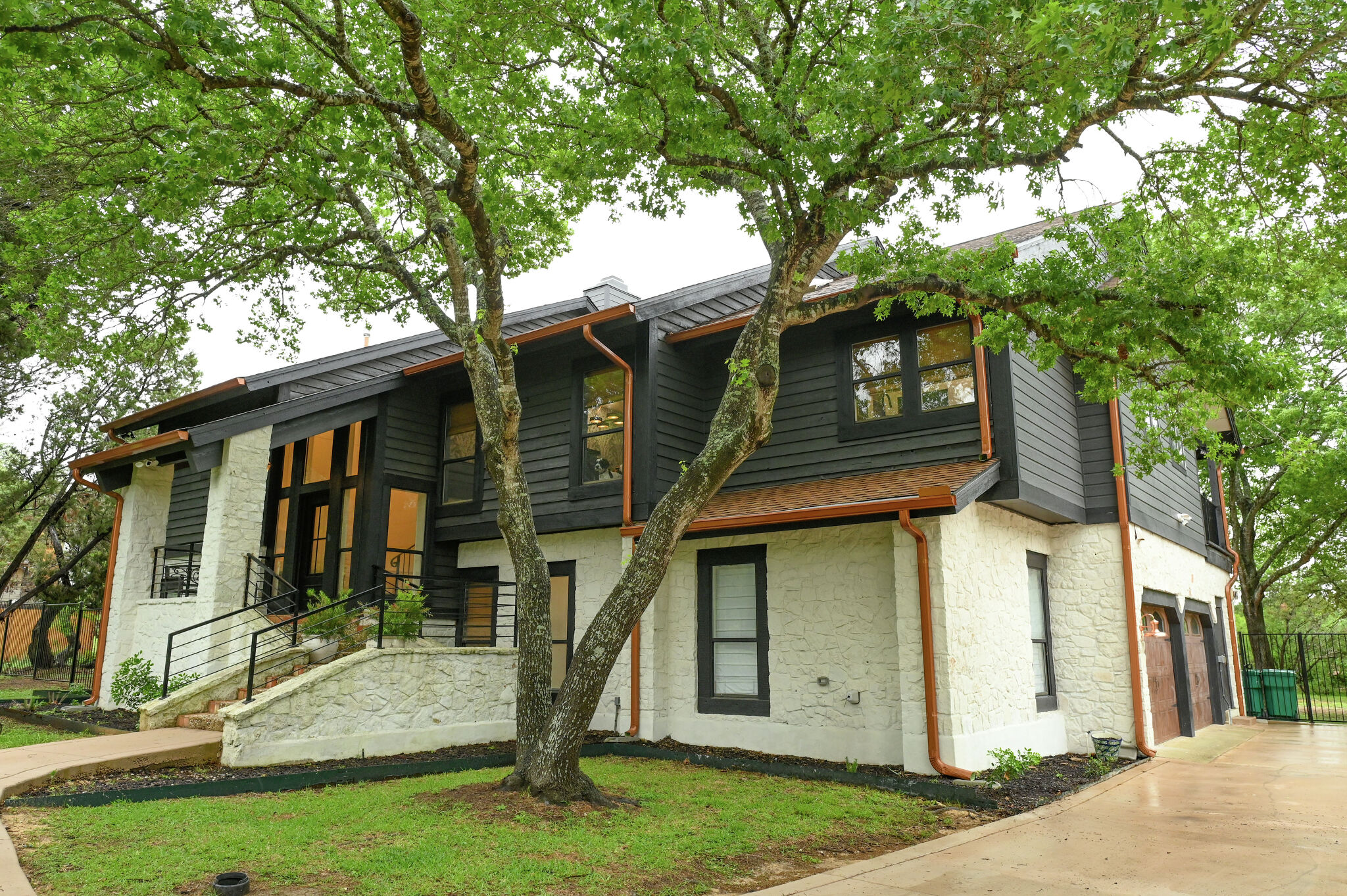 Hill Country Village home gets a full facelift - Vimarsana News
