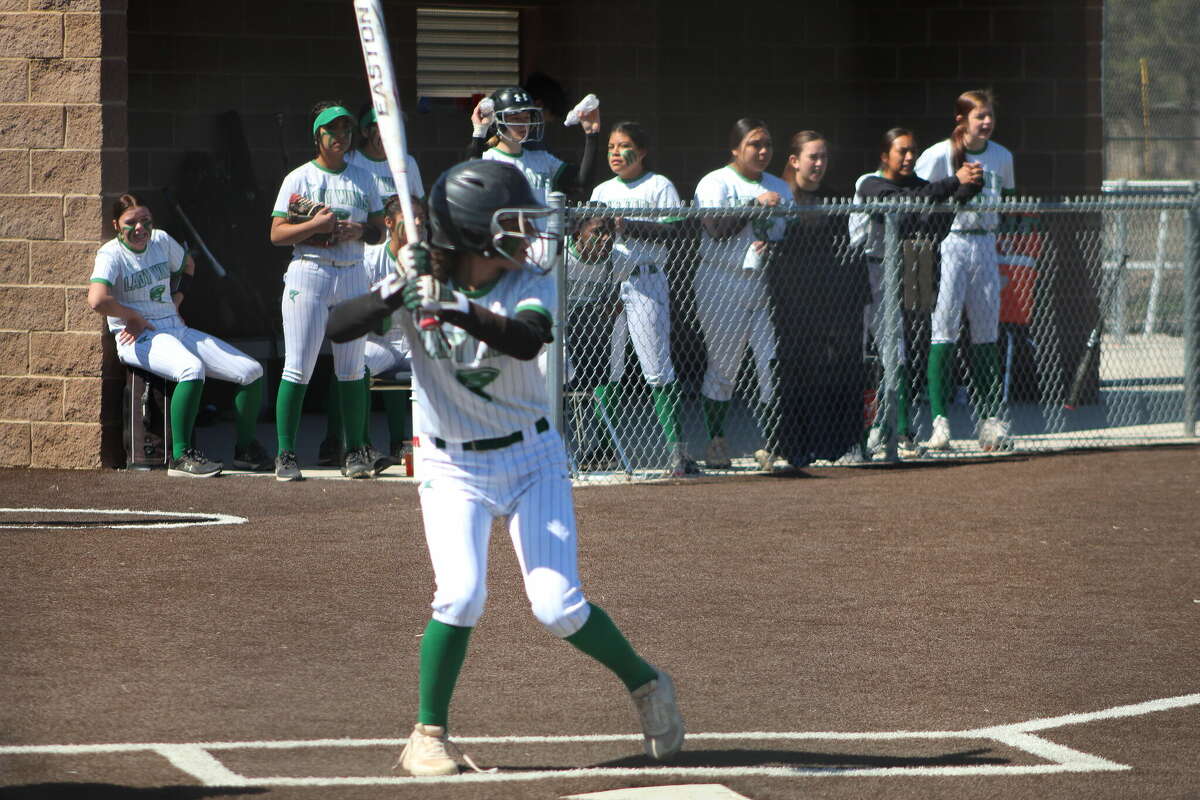 Floydada softball remains undefeated in district play