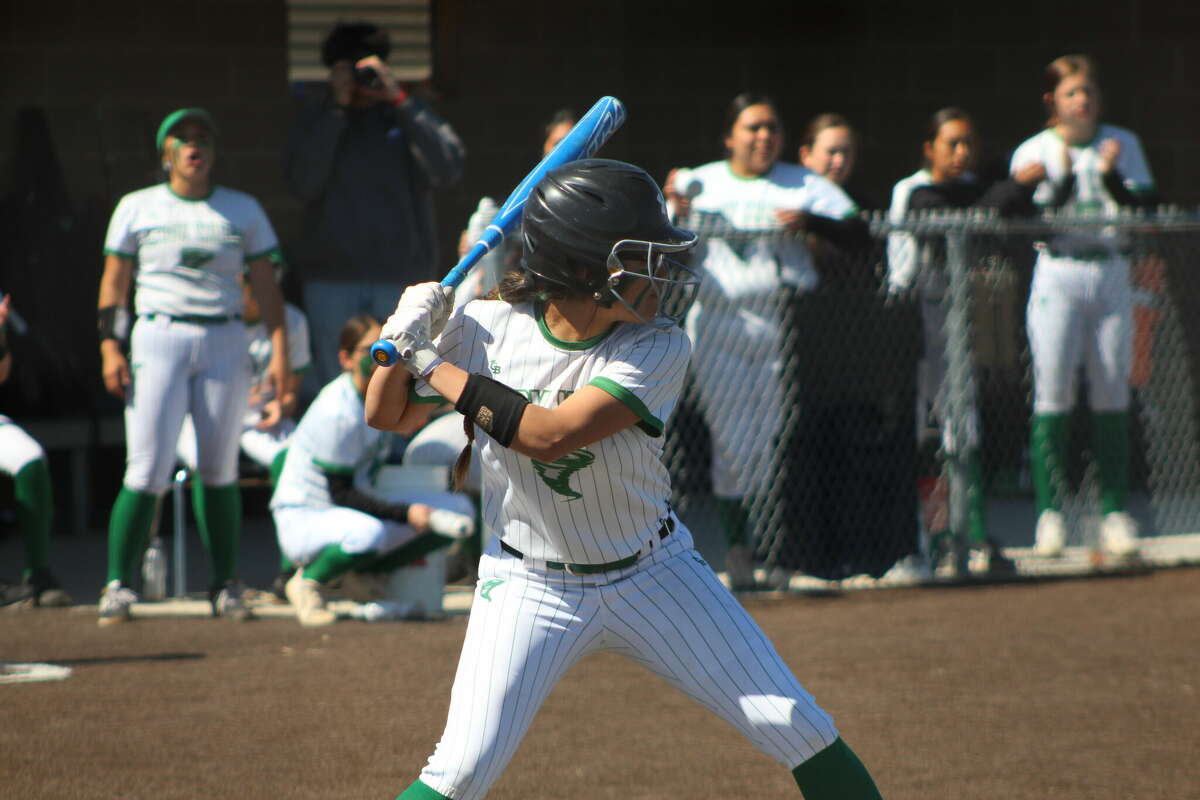 Floydada softball remains undefeated in district play
