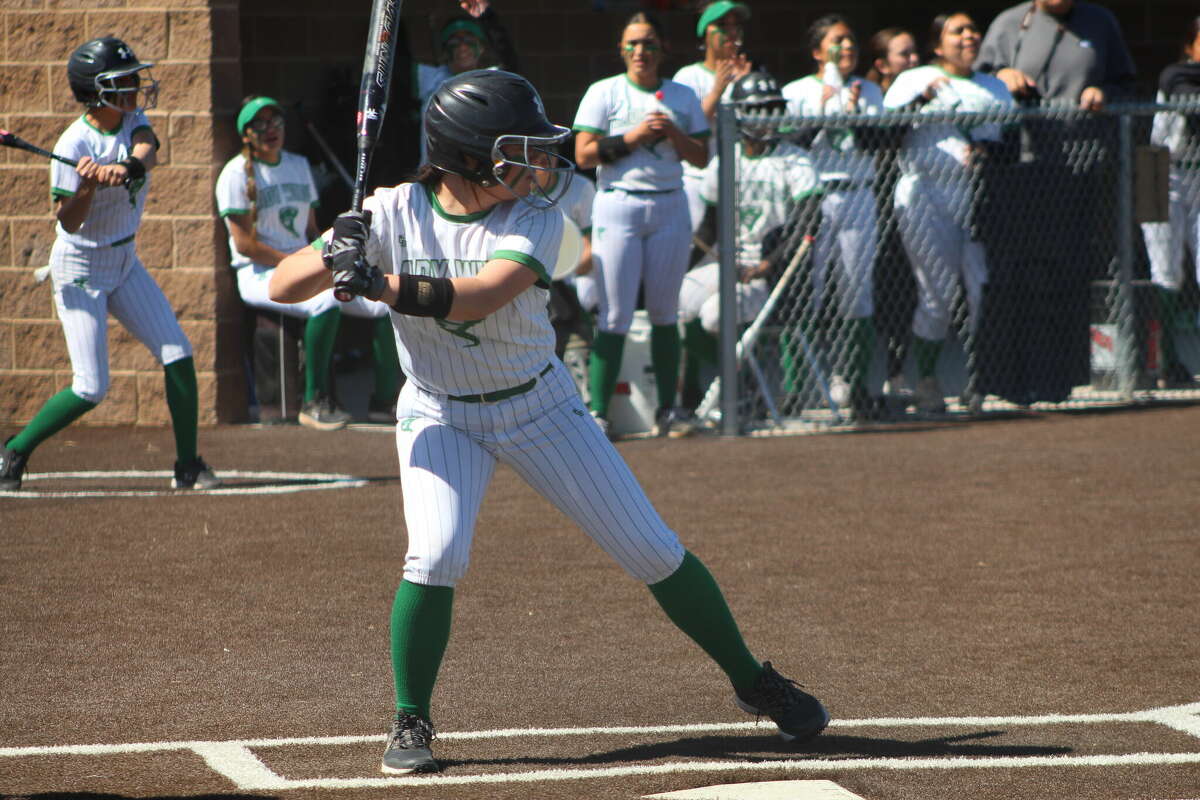 Floydada softball remains undefeated in district play