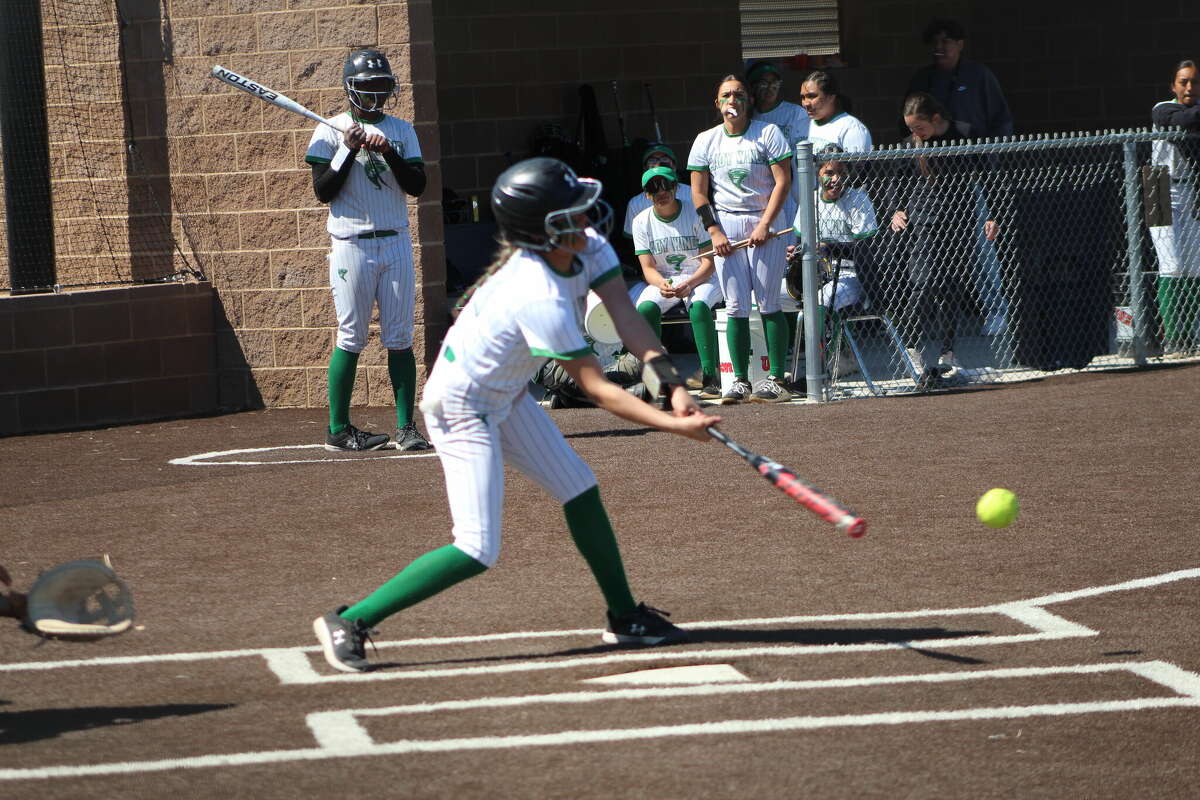 Floydada softball remains undefeated in district play