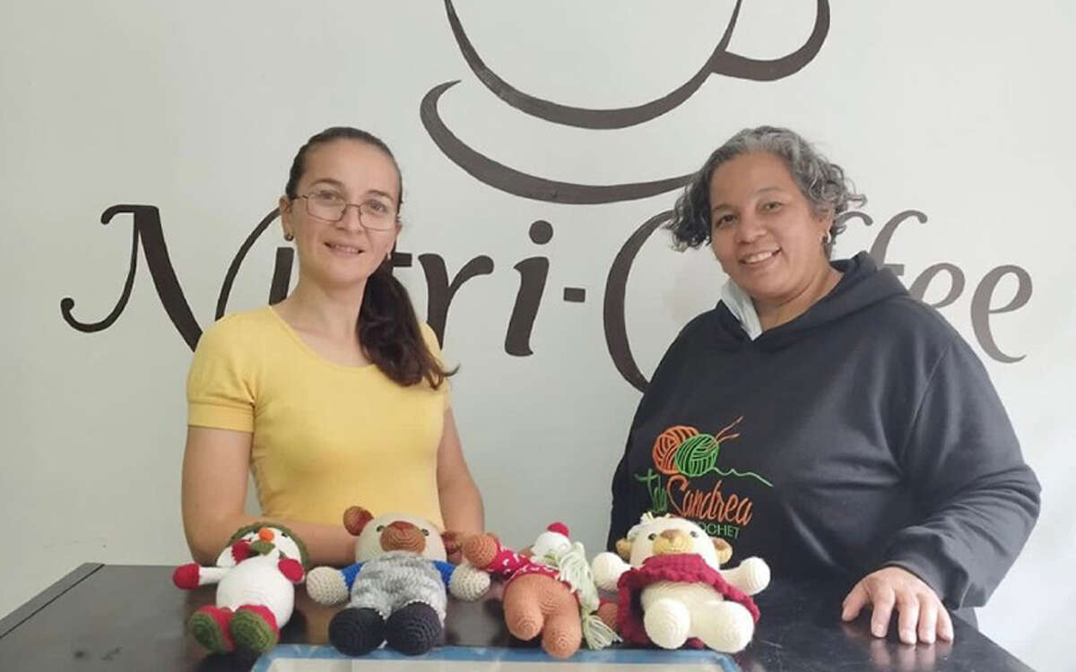 After meeting at a community center in Quito, Lennis Sosa and Ida Sandra became friends and entrepreneurs.