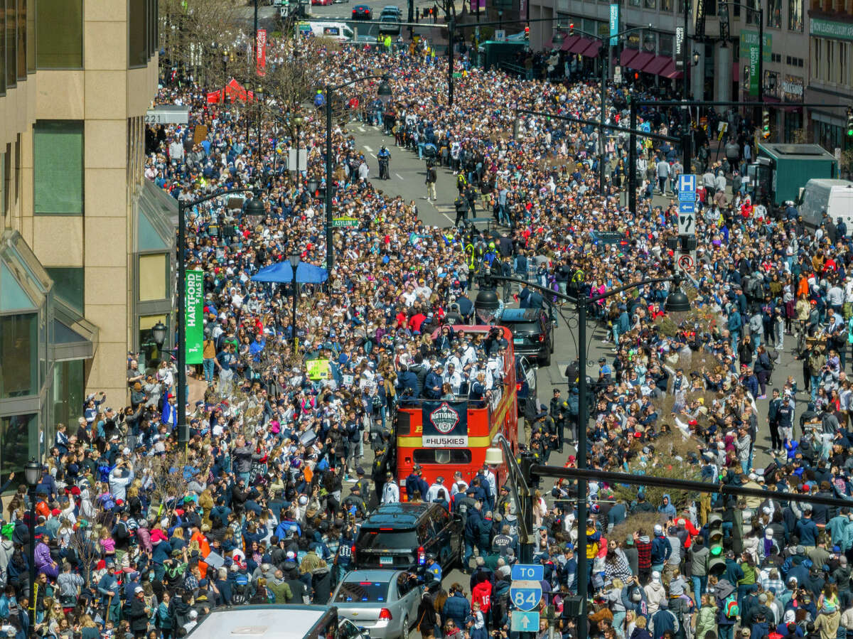 UConn men's basketball honored with victory parade in Hartford