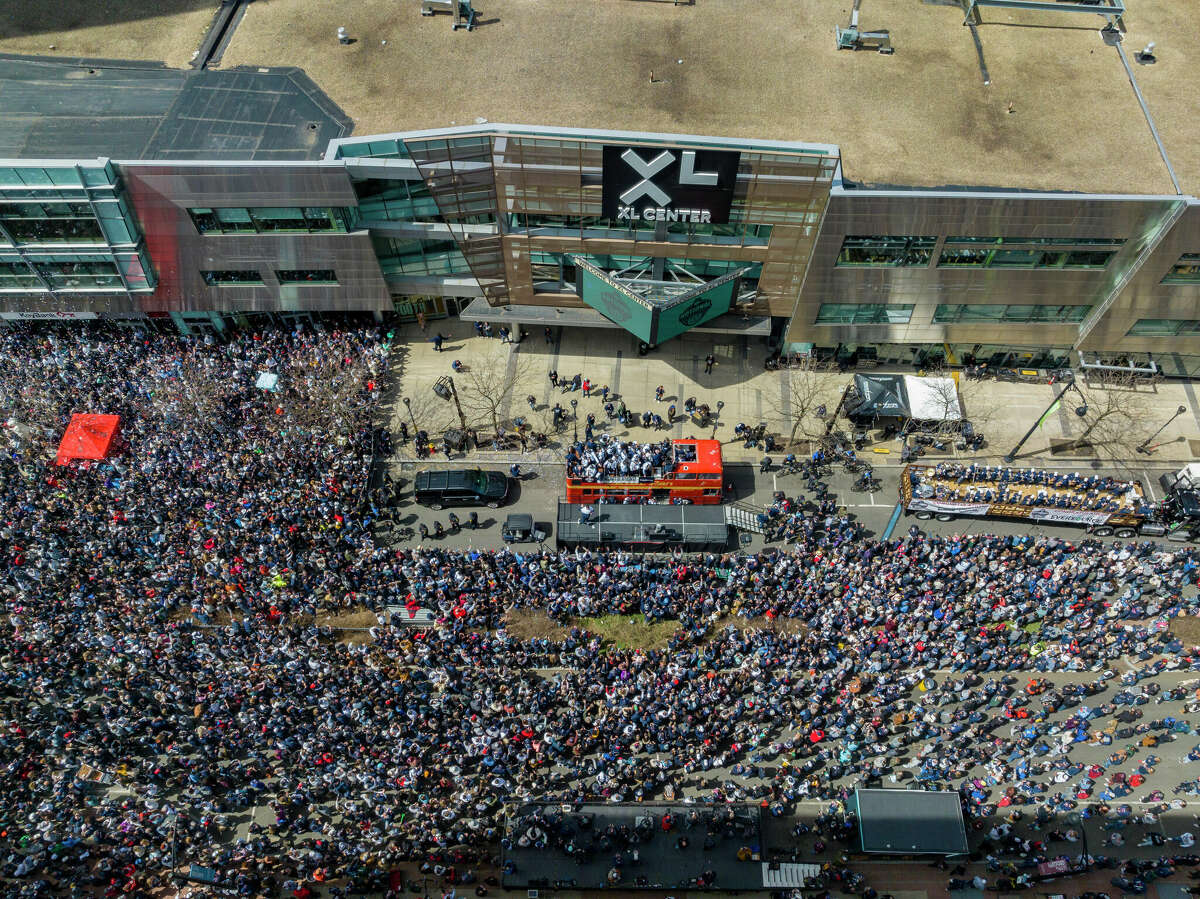 UConn Men's Basketball Honored With Victory Parade In Hartford