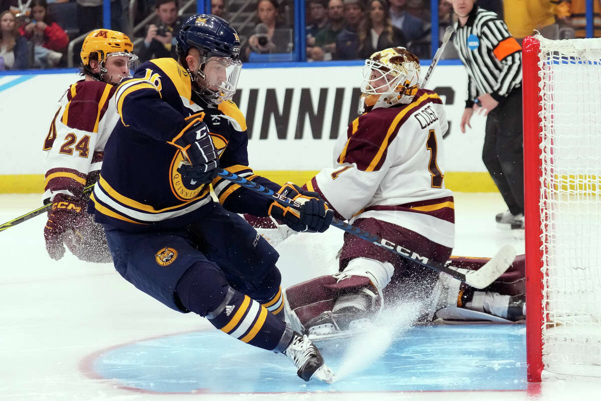 Jacob Quillan's goal makes Quinnipiac national champions