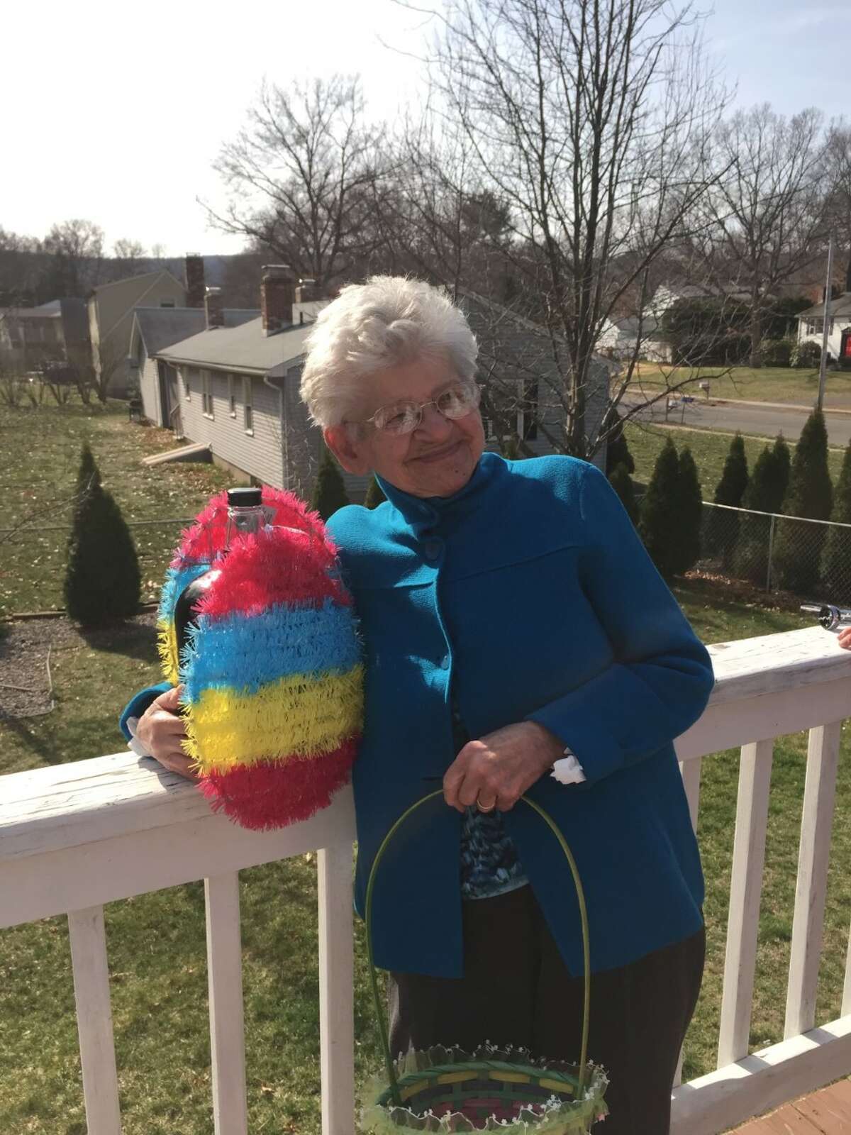 Ct Residents Boozy Adult Easter Egg Hunt Goes Viral On Tiktok