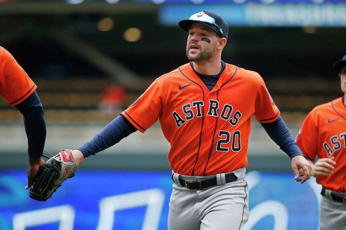 Astros' Chas McCormick won't come off injured list right away