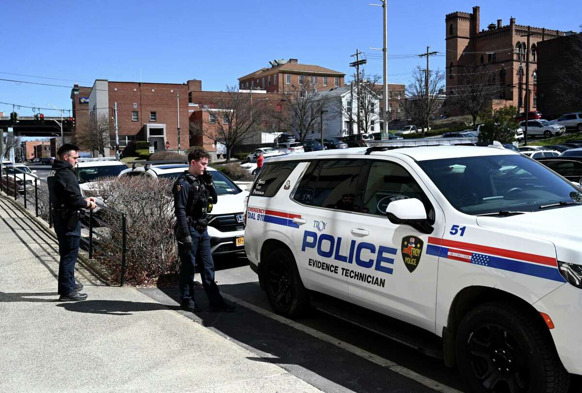 Intruders enter Troy City Hall, other Hedley Building offices