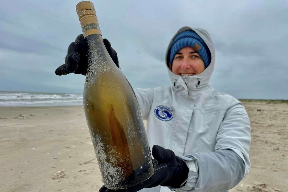 Message in a bottle floats thousands of miles to a Texas beach