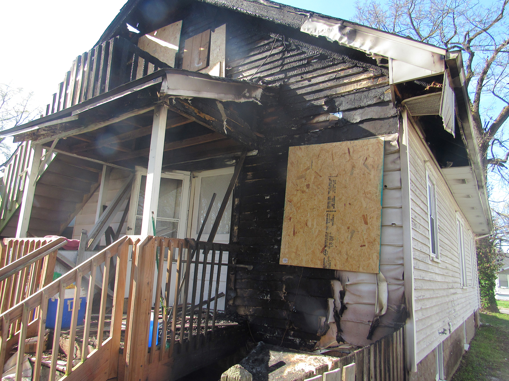 Edwardsville woman, dogs on second floor rescued from house fire
