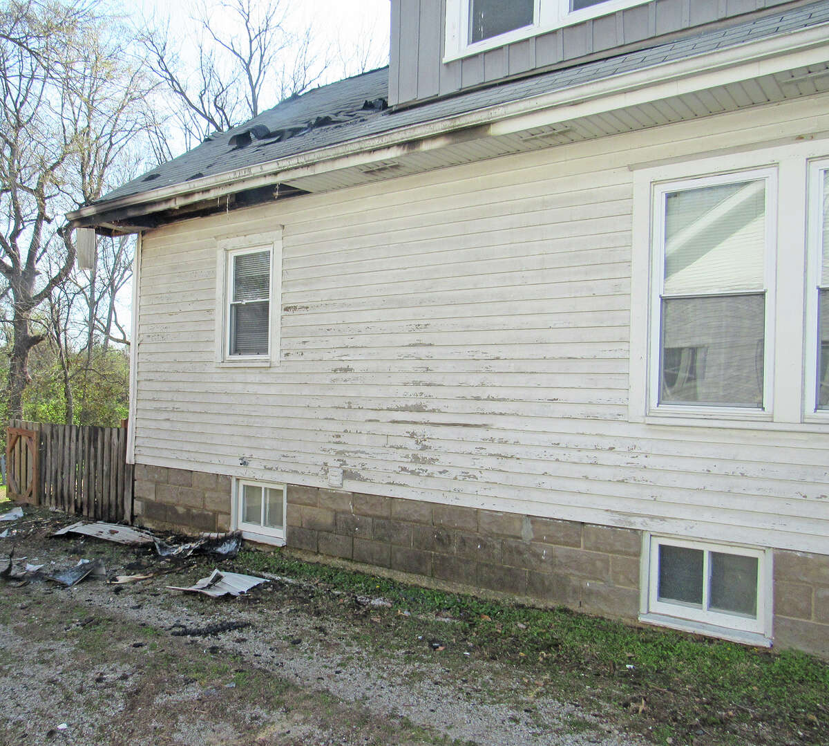 Edwardsville woman, dogs on second floor rescued from house fire