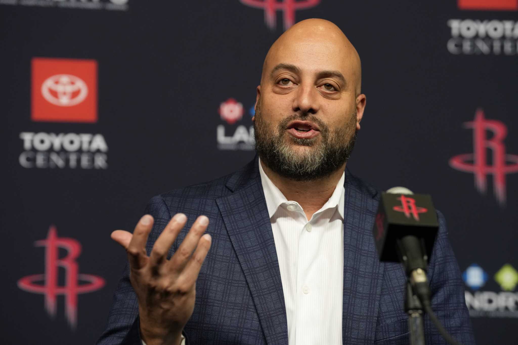 Rockets news: Rafael Stone's strategy with Houston's 3rd overall